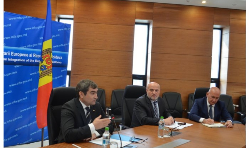 Иностранные дипломаты были проинформированы о совместном контроле на КПП 