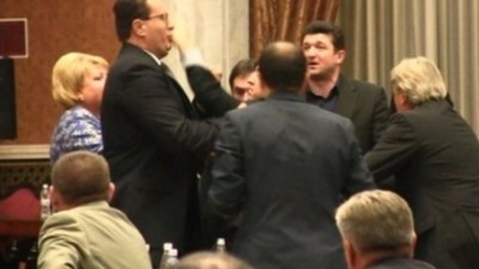 Воронин высказался о драке в парламенте