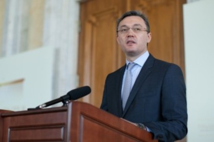 Корман желает большей активности с РФ