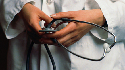 Жители Молдовы смогут записываться к семейному врачу онлайн