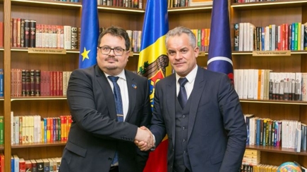 Рабочая встреча лидера ДПМ Влада Плахотнюка с послом ЕС в Кишиневе Питером Михалко