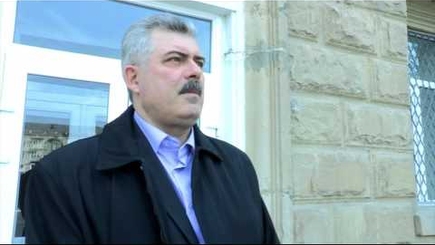 В Бельцах неизвестные подожгли машину семьи кандидата в депутаты от демократов Сергея Иордана