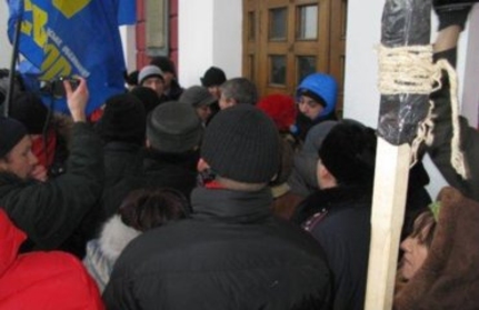 В Одессе Свобода пыталась штурмом взять мэрию