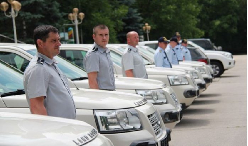 Миссия EUBAM подарила Пограничной полиции и Таможенной службе партию автомобилей