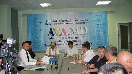 Гражданское общество обсуждает      проект    Закона    об    оппозиции