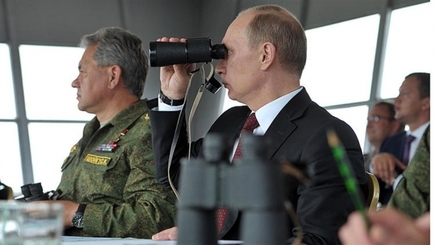 Путин попросил у сенаторов разрешения на ввод войск в Крым