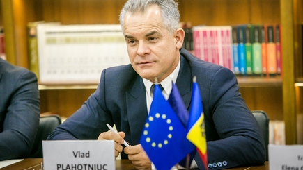 Влад Плахотнюк: Мы пригласим международных наблюдателей следить за этим голосованием