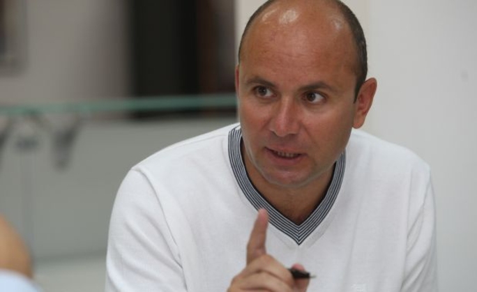 Аналитик Козмин Гушэ: Коммунисты могут вернуться к осени