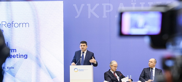 Помочь Киеву, чтобы остановить Россию: совместная статья премьеров Украины и Дании