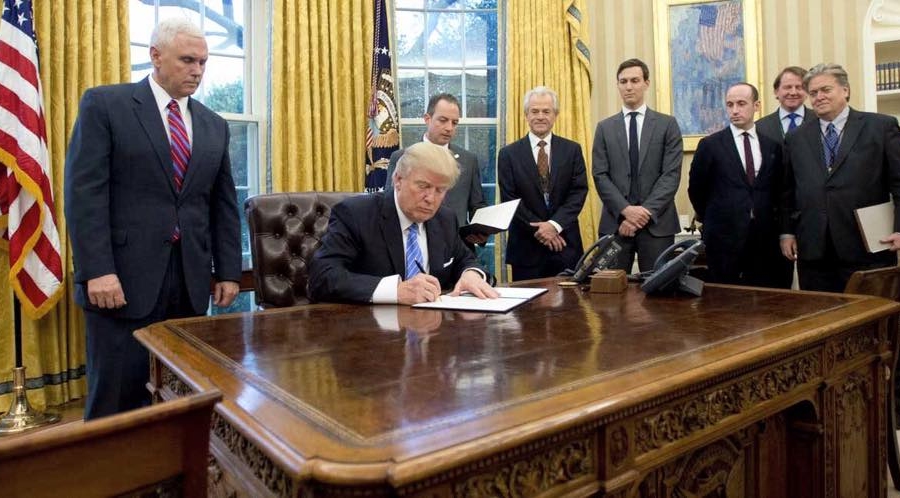 Трамп подписал указ о выходе США из Транстихоокеанского партнерства