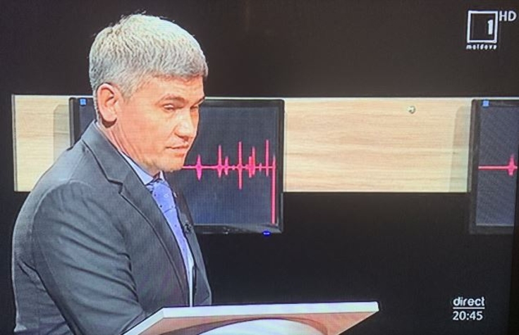 Жиздан о загадочном депутате, обрабатывающем его коллег из Демпартии