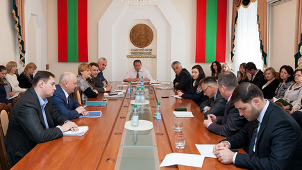 Приднестровцы вынуждены недоедать из-за частичного финансирования заработных плат и пенсий.