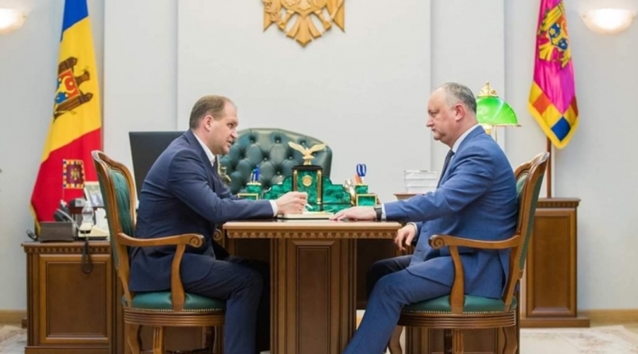 Моральное падении Иона Чебана. Нож в спину Игоря Додона