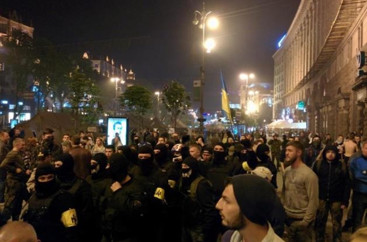 Самооборона Mайдана и националисты подрались в центре Киева