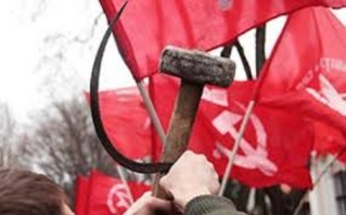 Поддержим протест коммунистов против закрытия  школ!