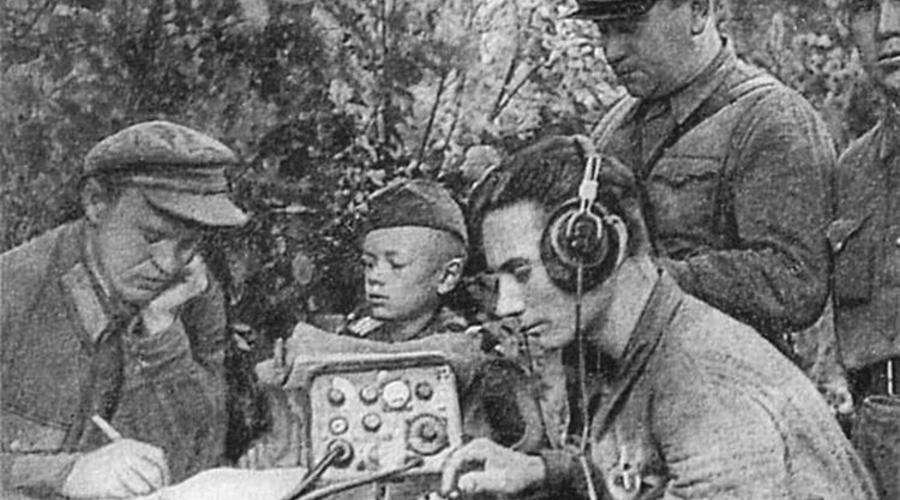 Патриотический марш в Кишиневе в честь 