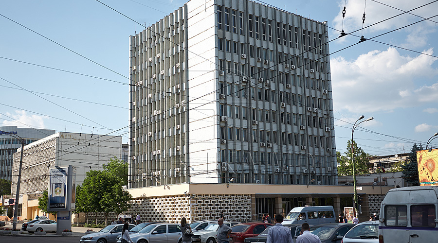 НБМ снизил базисную ставку по кредитам