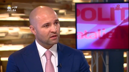 Чеботарь: “Сегодня за депутатами ведется прослушка без разрешения суда”