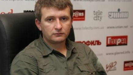 Юрий Романенко: Олигархи в сговоре с Западом формируют для себя безрисковые сценарии