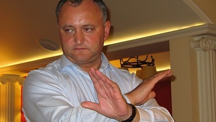 Игорь  Додон:  «Отступать  дальше    некуда   –   за      нами        Молдова!»