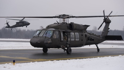 США разместили в Латвии более десятка боевых вертолетов