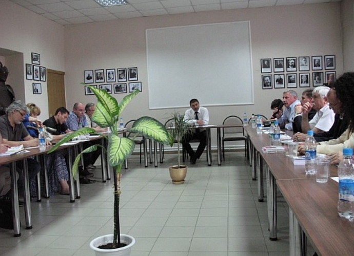 Клуб Народного университета Юрия Рошки обсудил   европейскую    перспективу   Молдовы