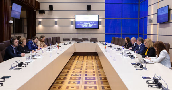 Депутаты литовского сейма находятся с визитом в Молдове