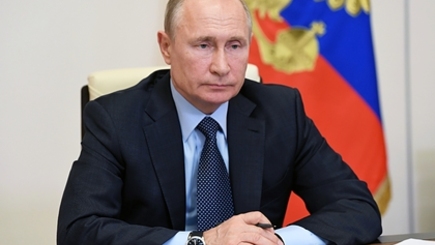 Путин заявил об уверенном выходе России из пандемии коронавируса