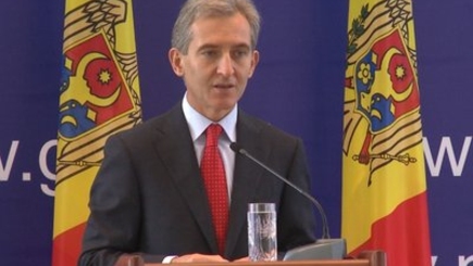 Лянкэ отправил послание Яценюку