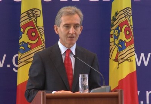 Лянкэ отправил послание Яценюку