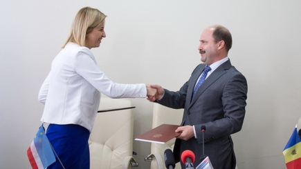 Подписано соглашение о сотрудничестве между Исполкомом Гагаузии и Торгово-промышленной палатой РМ