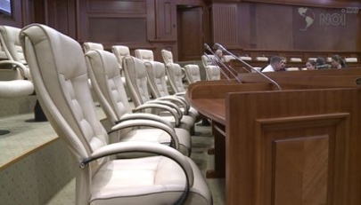 Депутаты получат по электронной карточке