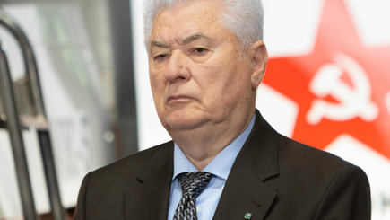 В.Воронин уходит в почетные председатели