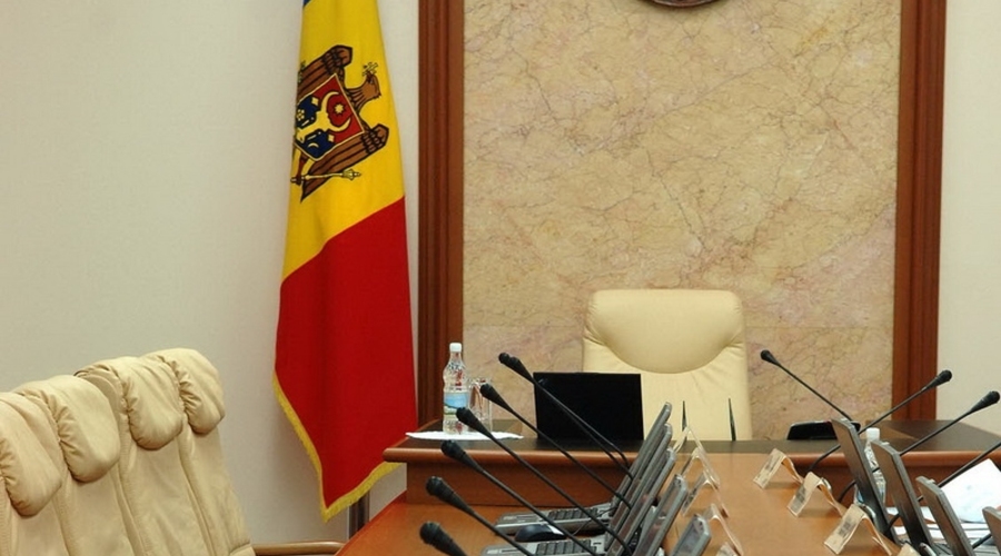 Решение об отмене заседания правительства было принято Владимиром Филатом без консультаций с партиями альянса