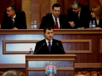Филат потребовал отставки директора СИБ, генпрокурора и главы НКФР