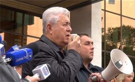 Лидер ПКРМ на протесте у Дворца республики