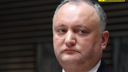 Додон хочет вернуть в Молдову частицу Советского Союза и ссылается на Беларусь