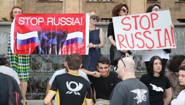 Грузинский «нежданчик» как продолжение «прямой линии» Путина