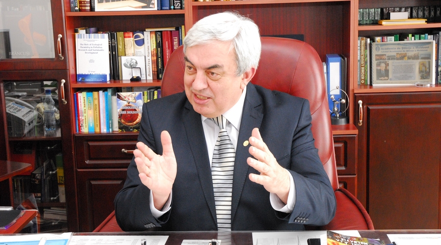 Apel către toți românii – alegeți viitorul, nu fantomele trecutului!