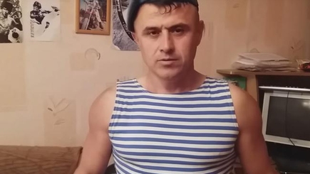 Критиковавшего Путина «дикого десантника» посадили на три года