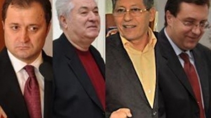 Владимир Воронин: Все парламентские фракции должны работать в широкой коалиции