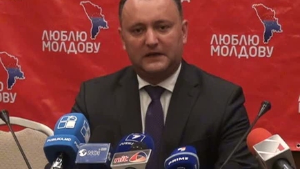 Игорь Додон потребовал отставки министра просвещения и обратился за поддержкой к ПКРМ и ДПМ