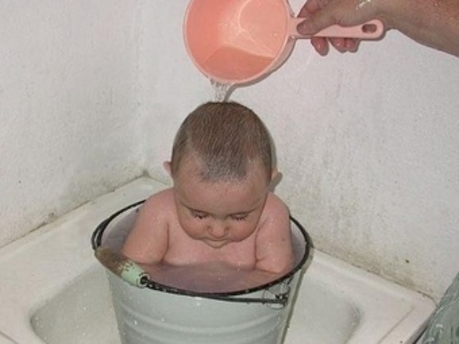 Кишиневцы останутся без горячей воды на месяц