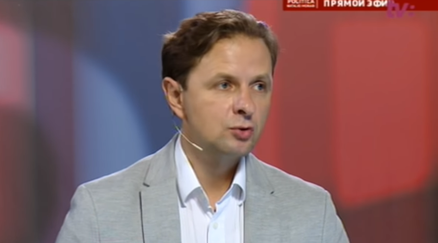 Эксперт: Молдаване едут в Россию в поисках демократии, справедливого суда и прав человека