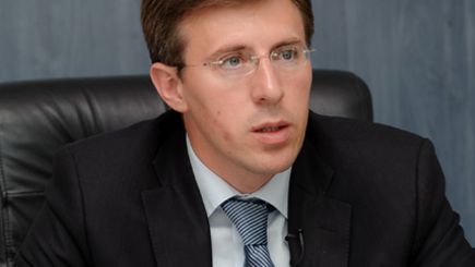 Мэр Дорин Киртоакэ дает совет как не платить за излишки воды