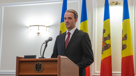 Еуджен Стурза: Непосредственная угроза для Молдовы исходит от приднестровского региона