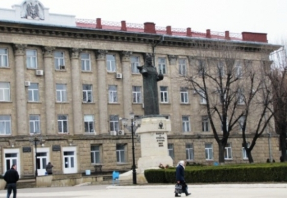 Бельцкая примэрия в ожидании хозяина… Партии готовятся к выборам