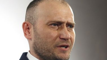 Ярош объявлен в рoзыск Интерполом