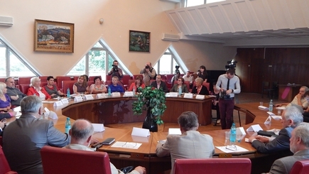 Круглый стол представителей организаций российских соотечественников