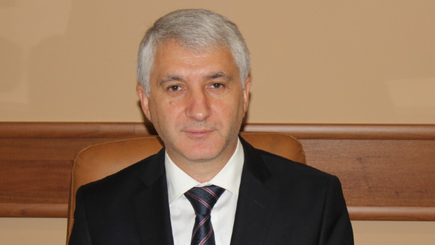 Демократ Константин Ботнарь подал заявление об отставке (doc)